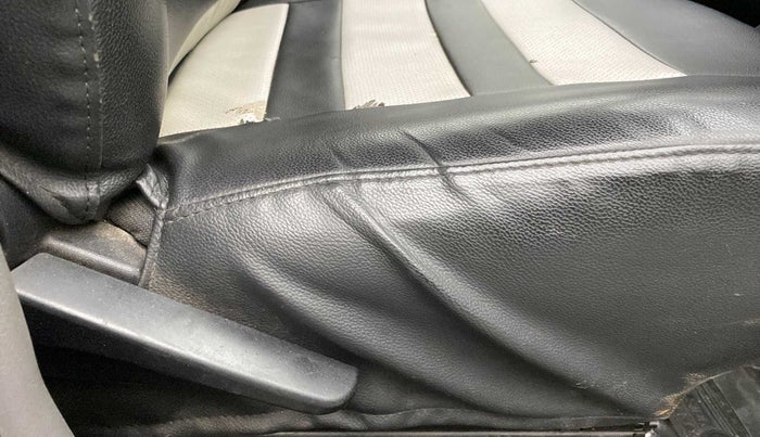2011 Toyota Etios VX, Petrol, Manual, 92,271 km, Driver Side Adjustment Panel