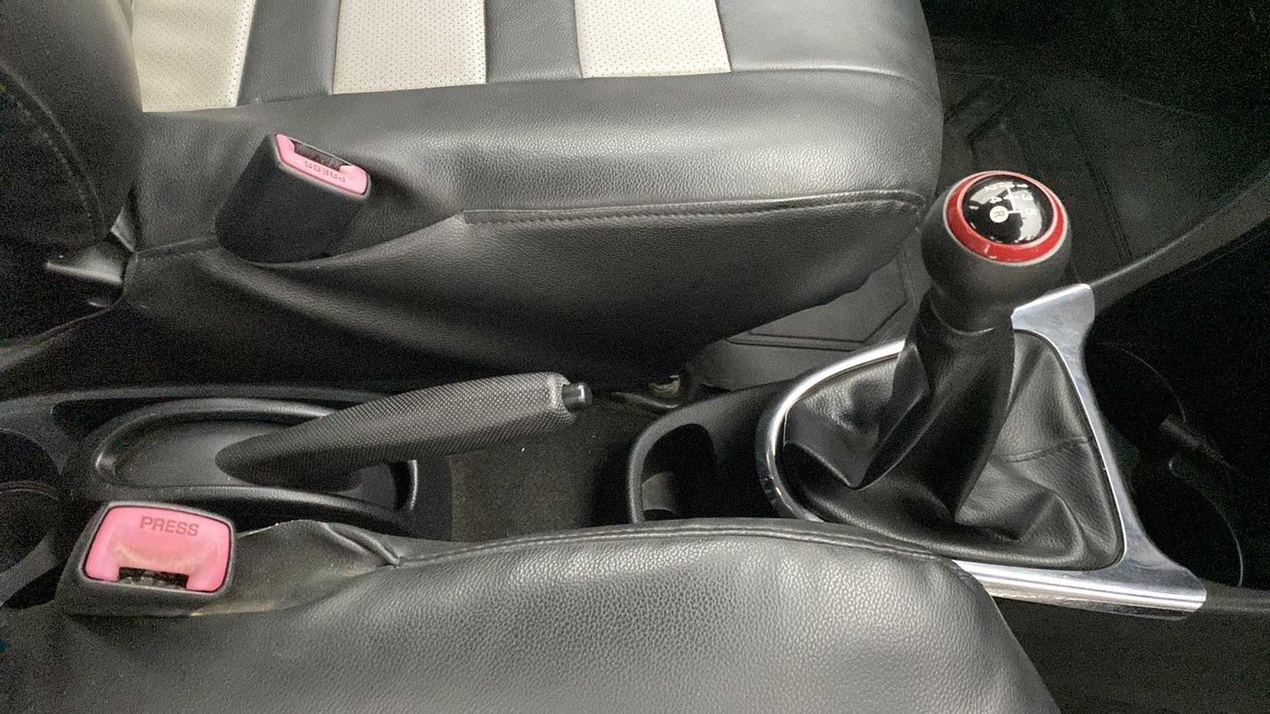 2011 Toyota Etios VX, Petrol, Manual, 92,271 km, Gear Lever