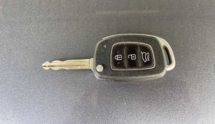 2016 Hyundai Elite i20 MAGNA 1.2, Petrol, Manual, 96,181 km, Key Close Up