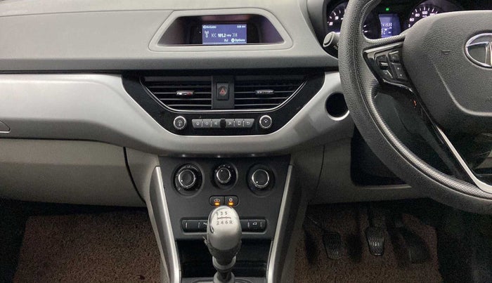 2018 Tata NEXON XM PETROL, Petrol, Manual, 41,524 km, Air Conditioner