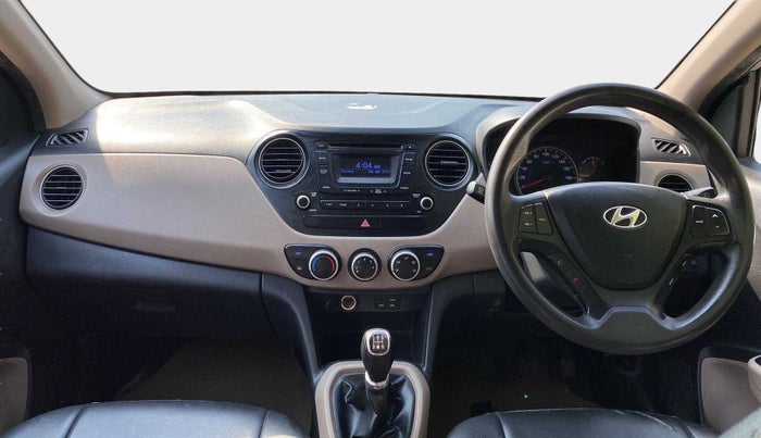 2015 Hyundai Grand i10 SPORTZ 1.2 KAPPA VTVT, Petrol, Manual, 90,575 km, Dashboard