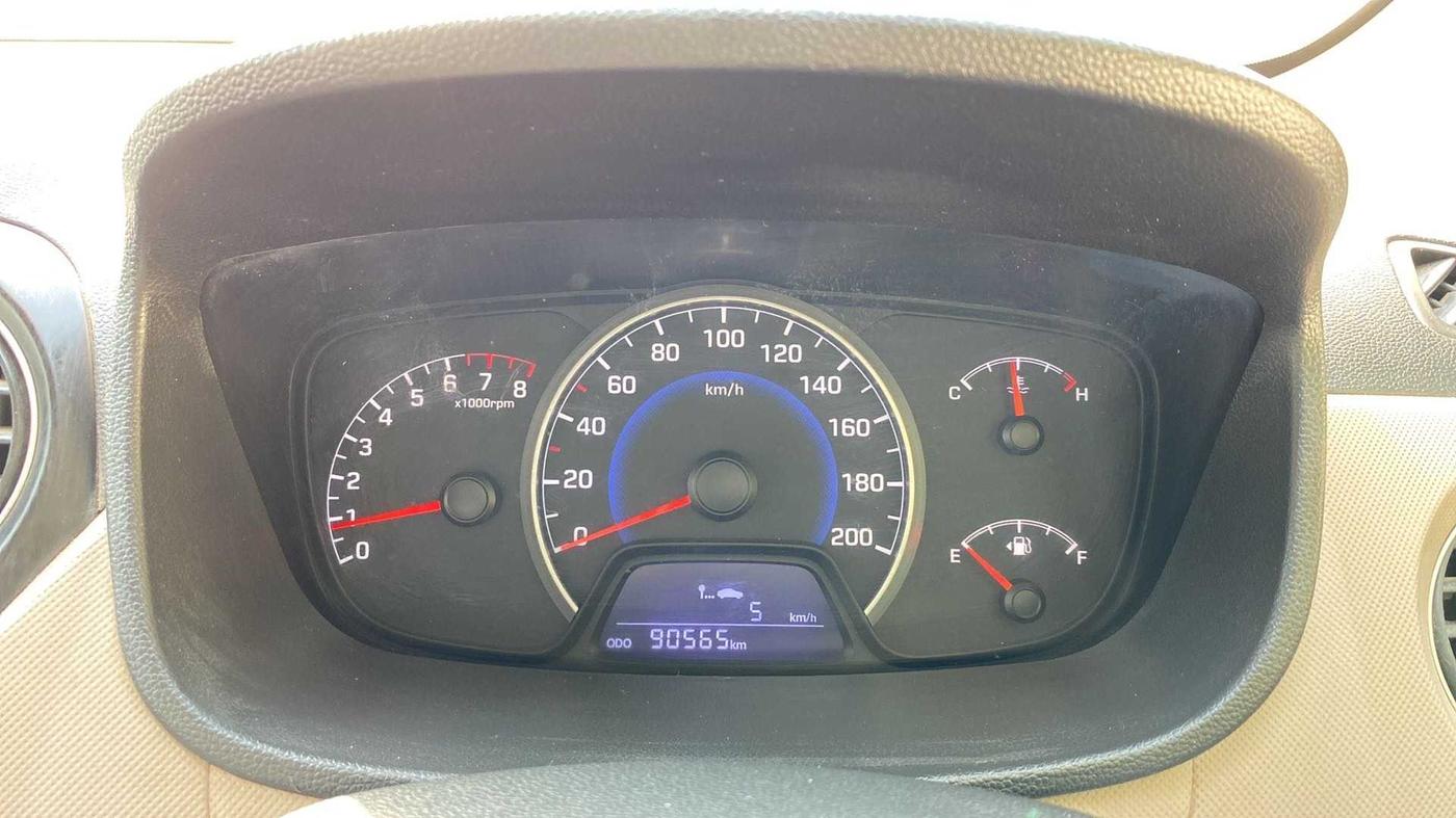 2015 Hyundai Grand i10 SPORTZ 1.2 KAPPA VTVT, Petrol, Manual, 90,575 km, Odometer Image
