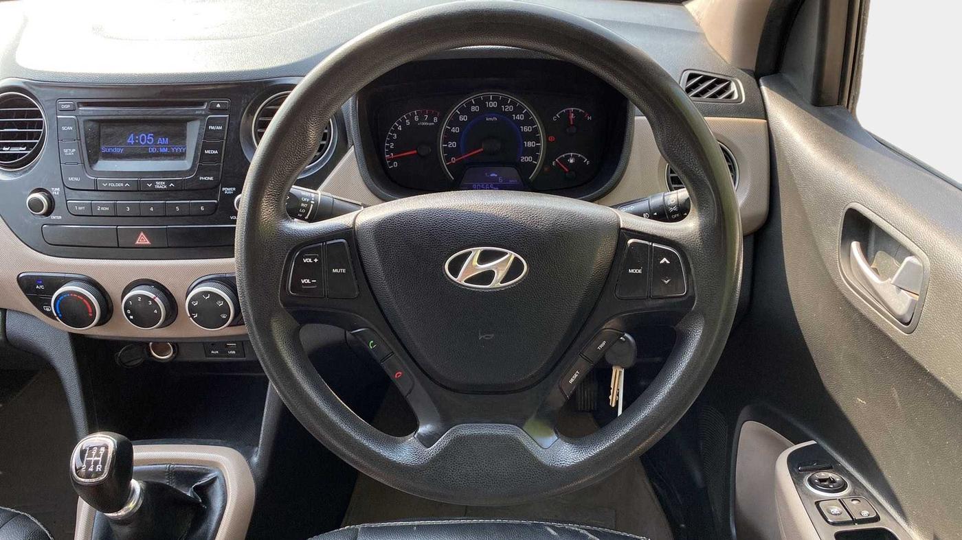 2015 Hyundai Grand i10 SPORTZ 1.2 KAPPA VTVT, Petrol, Manual, 90,575 km, Steering Wheel Close Up