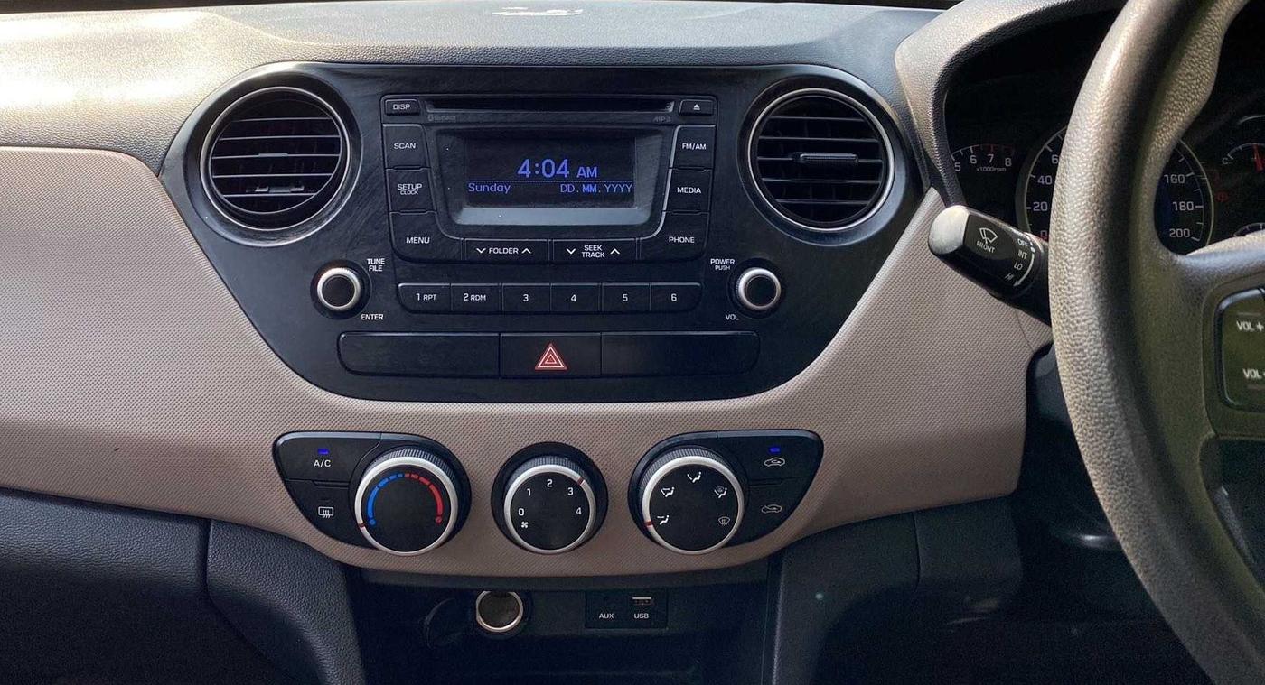 2015 Hyundai Grand i10 SPORTZ 1.2 KAPPA VTVT, Petrol, Manual, 90,575 km, Air Conditioner