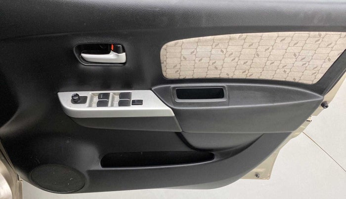2015 Maruti Wagon R 1.0 VXI, Petrol, Manual, 45,789 km, Driver Side Door Panels Control