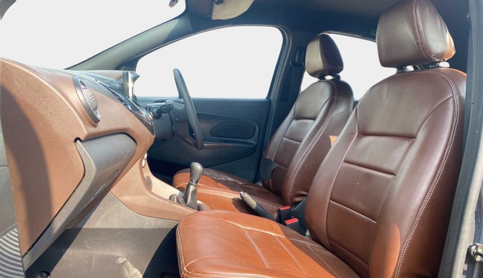 2018 Ford FREESTYLE TITANIUM 1.2 PETROL, Petrol, Manual, 18,575 km, Right Side Front Door Cabin