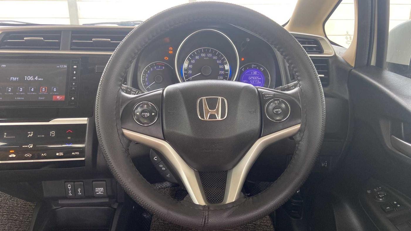 2021 Honda Jazz 1.2L I-VTEC ZX, Petrol, Manual, 29,006 km, Steering Wheel Close Up
