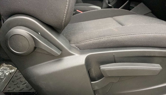2023 Tata PUNCH ACCOMPLISHED MT, Petrol, Manual, 2,246 km, Driver Side Adjustment Panel