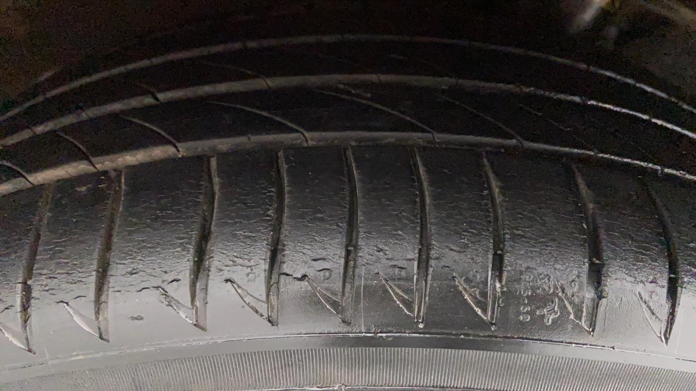 2013 Volkswagen Polo GT TSI 1.2 PETROL AT, Petrol, Automatic, 78,276 km, Left Front Tyre Tread