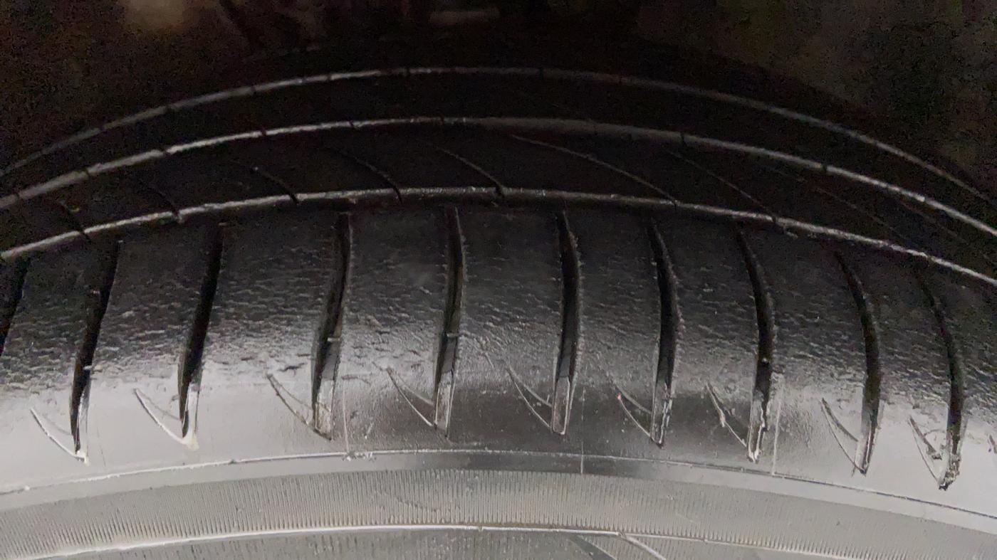 2013 Volkswagen Polo GT TSI 1.2 PETROL AT, Petrol, Automatic, 78,276 km, Right Front Tyre Tread