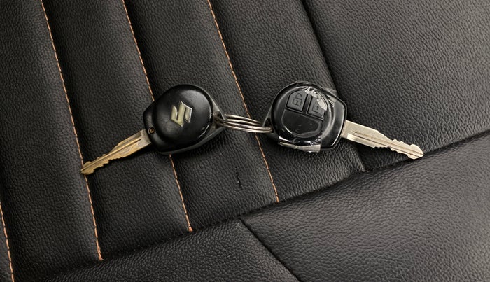 2016 Maruti Wagon R 1.0 VXI, Petrol, Manual, 57,451 km, Key Close Up