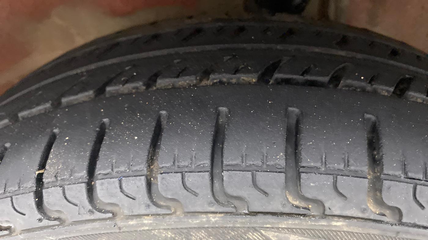 2014 Maruti Alto K10 VXI, Petrol, Manual, 53,815 km, Left Rear Tyre Tread