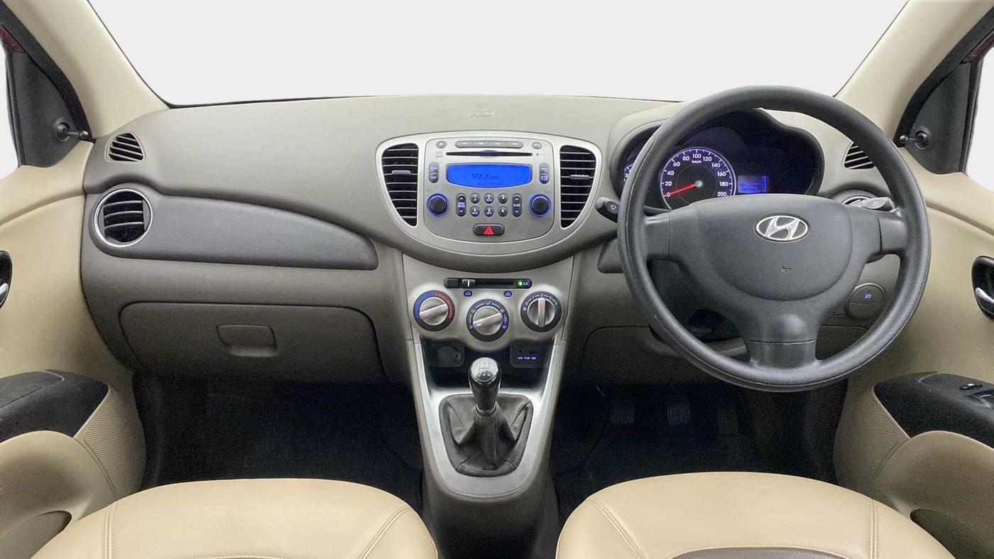 2014 Hyundai i10 SPORTZ 1.1, Petrol, Manual, 82,502 km, Dashboard
