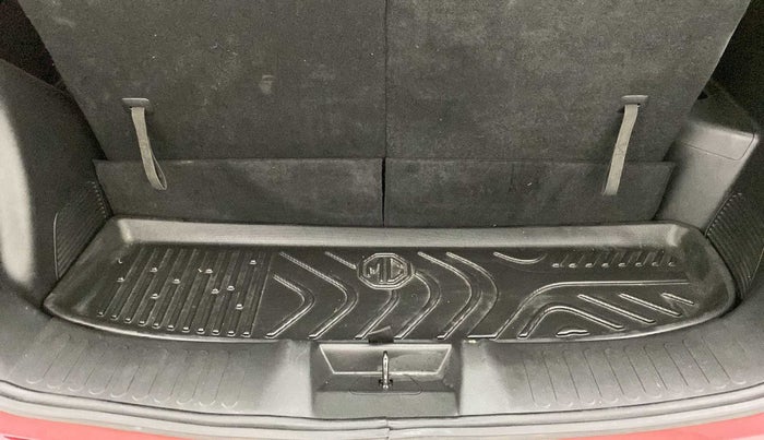 2020 MG HECTOR PLUS SHARP 2.0 DIESEL TURBO MT 6-STR DUAL TONE, Diesel, Manual, 12,098 km, Boot Inside