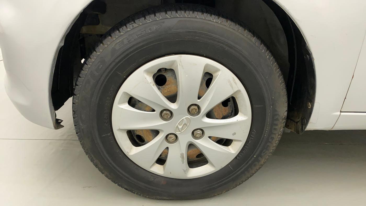 2012 Hyundai i10 SPORTZ 1.2 AT, Petrol, Automatic, 49,372 km, Left Front Wheel