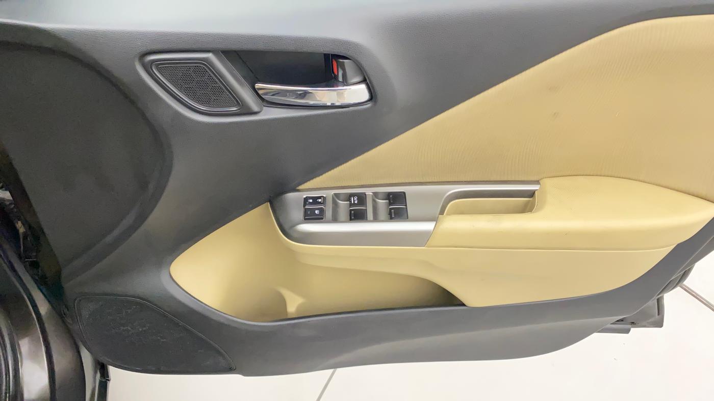 2016 Honda City 1.5L I-VTEC V MT, Petrol, Manual, 51,368 km, Driver Side Door Panels Control
