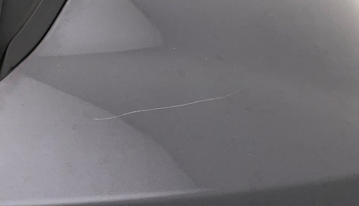 2018 Hyundai Eon ERA +, Petrol, Manual, 39,079 km, Bonnet (hood) - Minor scratches