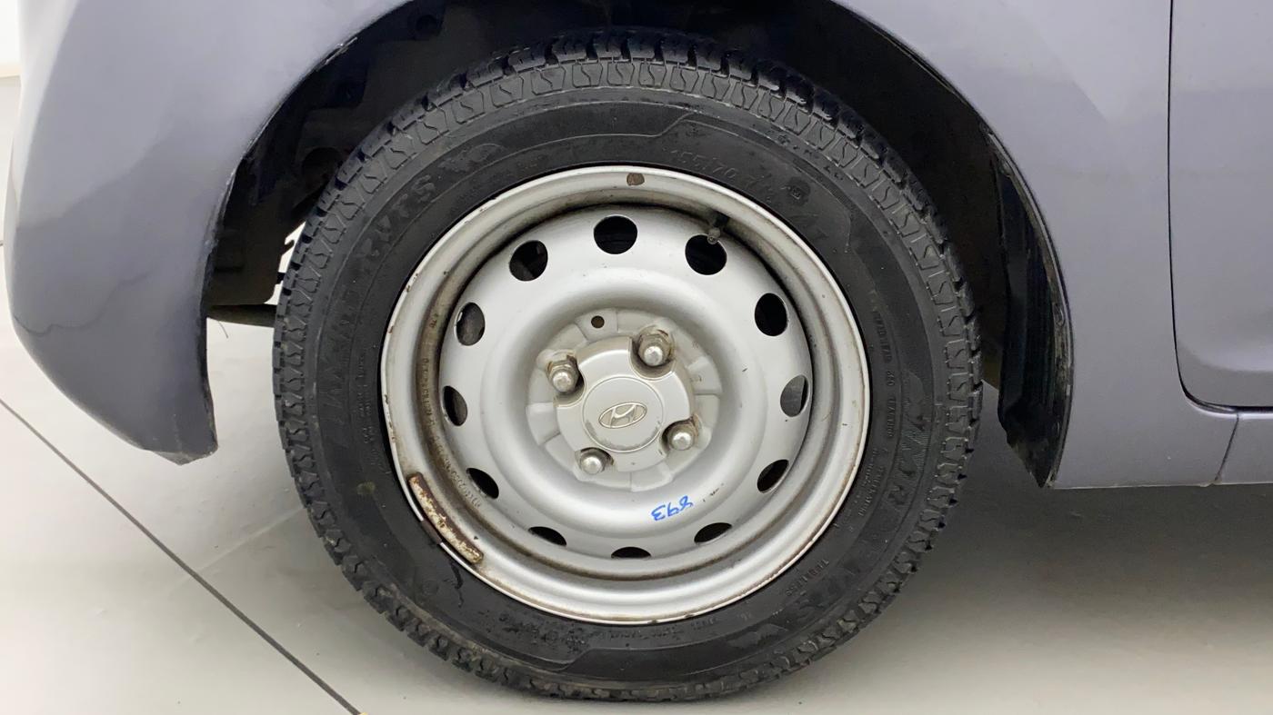 2018 Hyundai Eon ERA +, Petrol, Manual, 39,079 km, Left Front Wheel