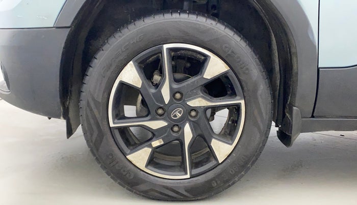 2021 Tata PUNCH CREATIVE AMT 1.2 RTN DUAL TONE, Petrol, Automatic, 17,850 km, Left Front Wheel
