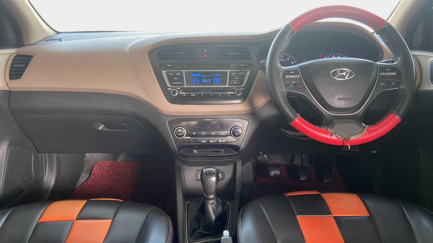 2015 Hyundai Elite i20 SPORTZ 1.2, Petrol, Manual, 82,547 km, Dashboard