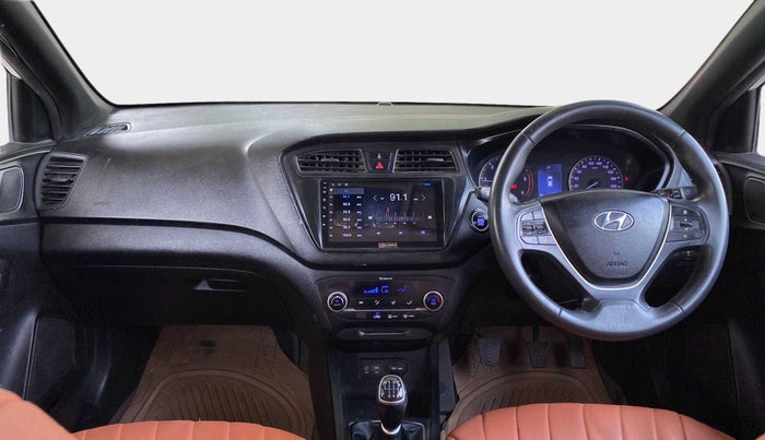 2017 Hyundai Elite i20 ASTA 1.4 CRDI (O), Diesel, Manual, 1,19,899 km, Dashboard