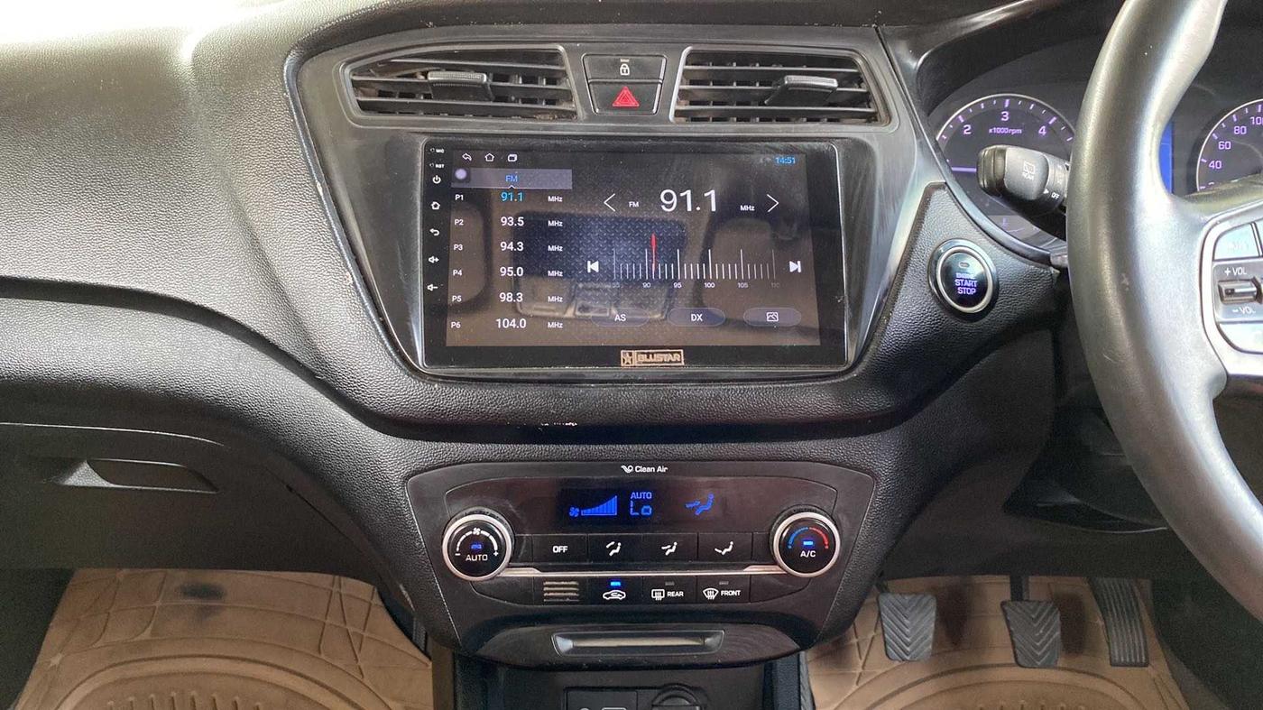 2017 Hyundai Elite i20 ASTA 1.4 CRDI (O), Diesel, Manual, 1,19,899 km, Air Conditioner