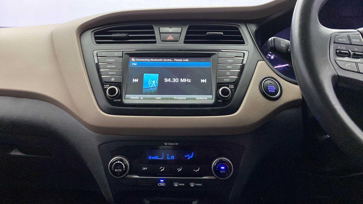 2016 Hyundai Elite i20 ASTA 1.2 (O), Petrol, Manual, 88,744 km, Air Conditioner