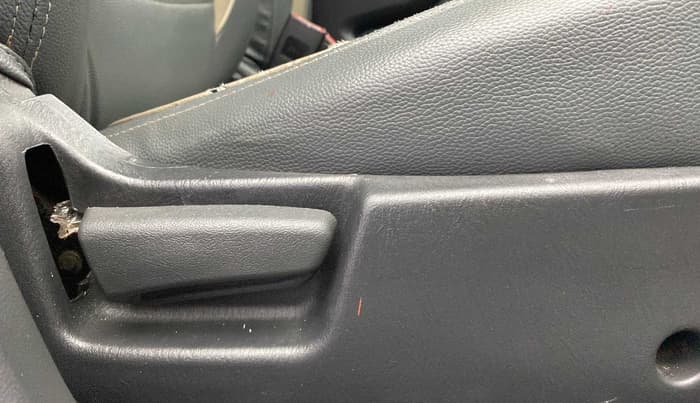 2015 Maruti Alto K10 VXI, Petrol, Manual, 84,362 km, Driver Side Adjustment Panel