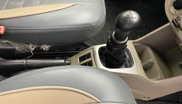 2015 Maruti Alto K10 VXI, Petrol, Manual, 84,362 km, Gear Lever