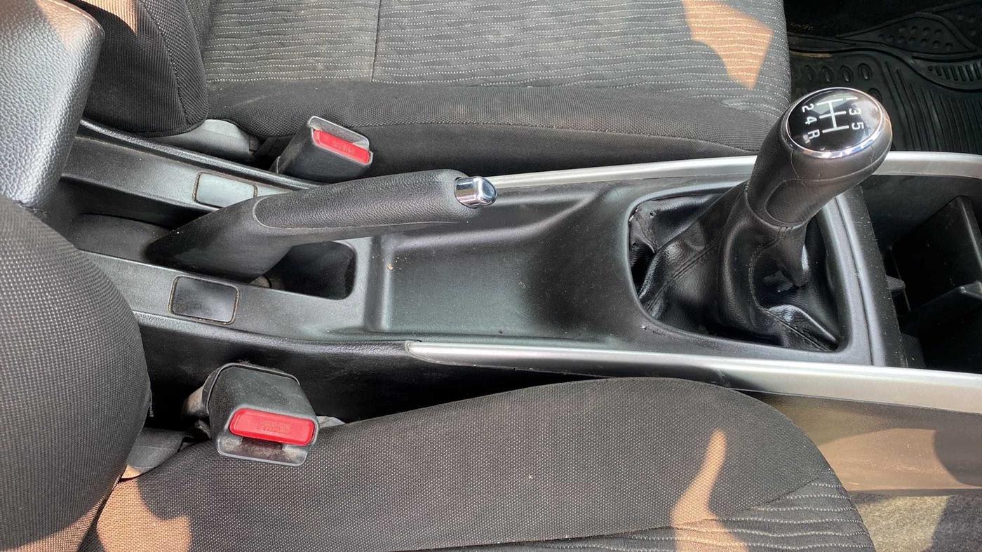 2016 Maruti Baleno ZETA PETROL 1.2, Petrol, Manual, 29,641 km, Gear Lever