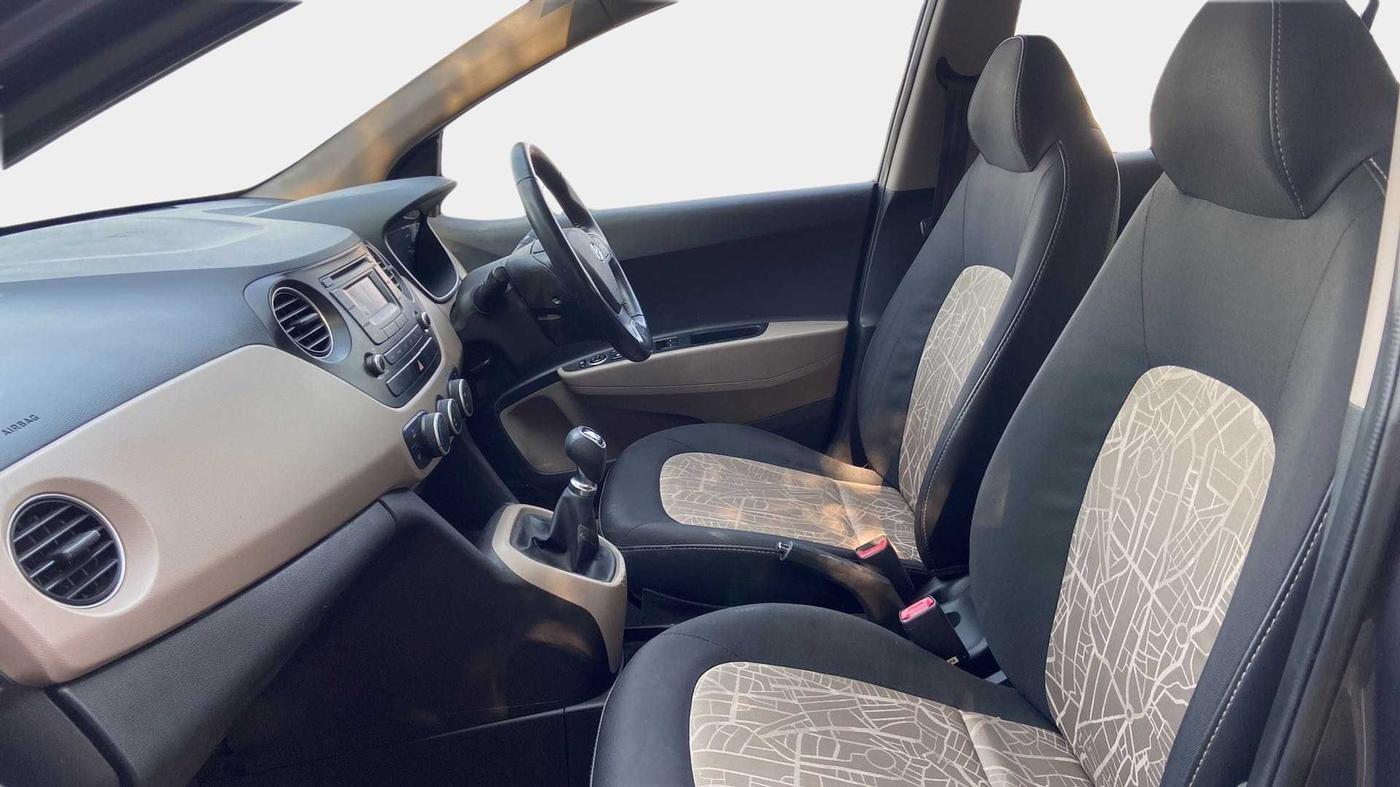2014 Hyundai Grand i10 ASTA 1.2 KAPPA VTVT, Petrol, Manual, 17,490 km, Right Side Front Door Cabin