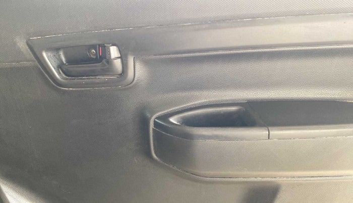 2020 Maruti S PRESSO VXI (O), Petrol, Manual, 58,627 km, Driver Side Door Panels Control
