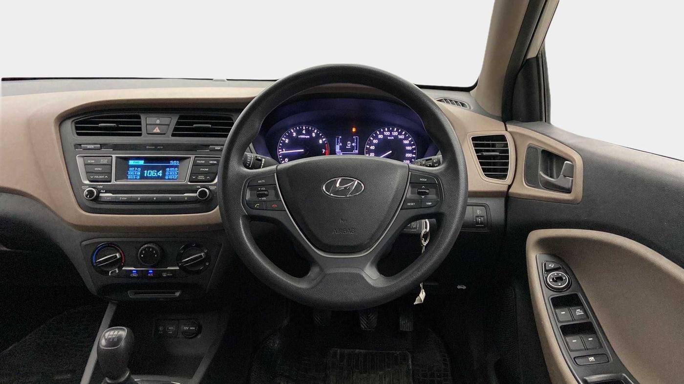 2017 Hyundai Elite i20 SPORTZ 1.2, Petrol, Manual, 32,045 km, Steering Wheel Close Up