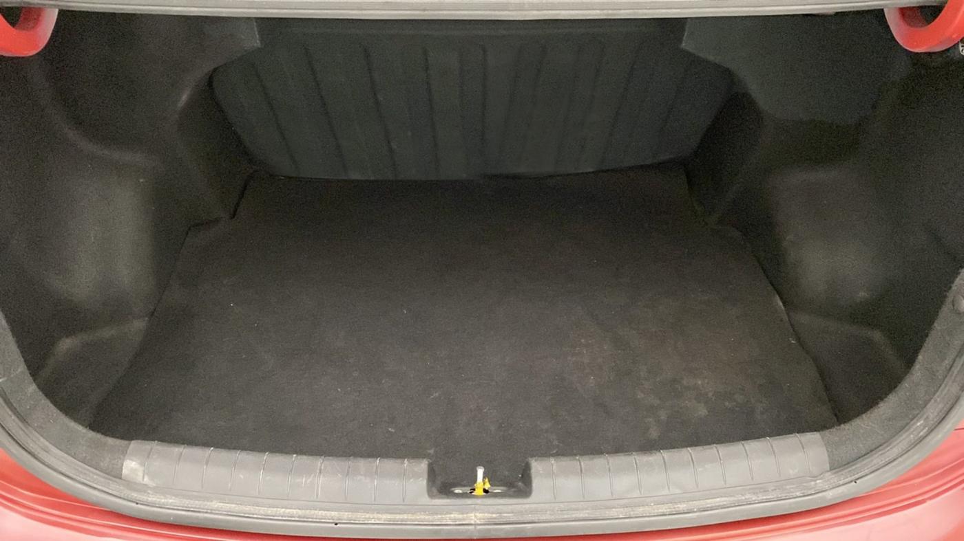 2014 Hyundai Xcent SX AT 1.2 (O), Petrol, Automatic, 96,431 km, Boot Inside