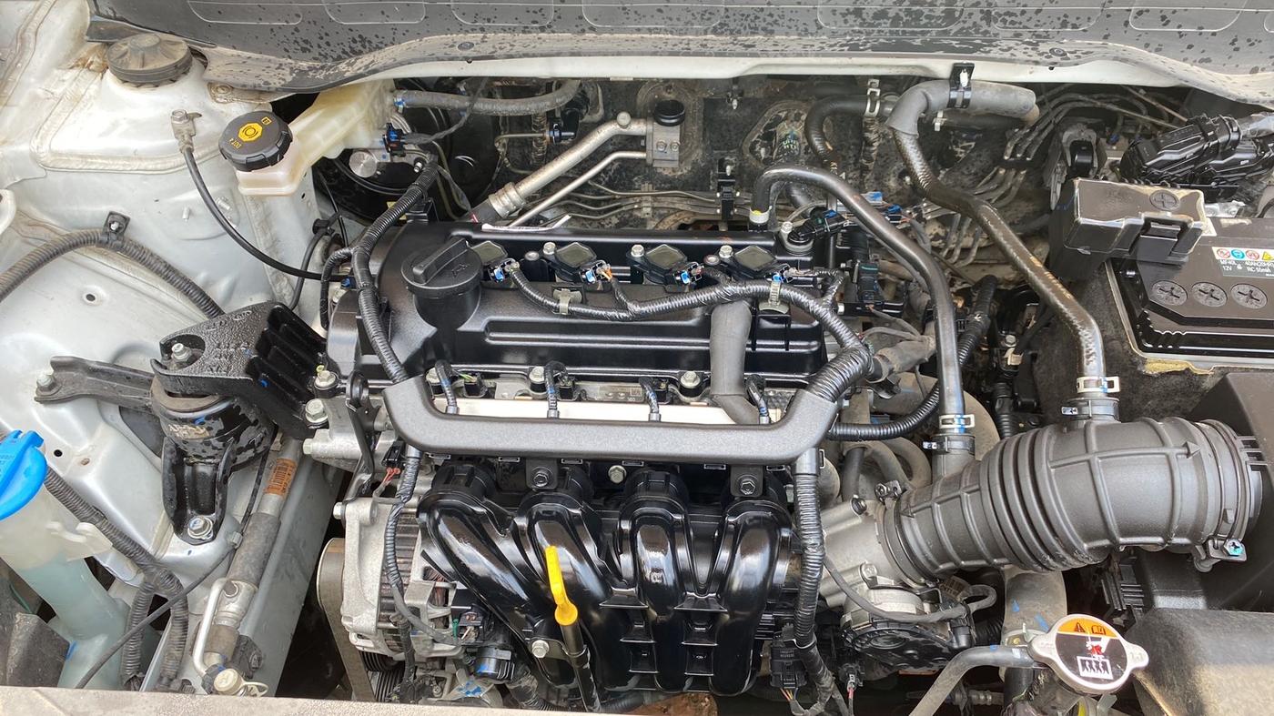 2021 Hyundai VENUE S 1.2, Petrol, Manual, 27,288 km, Open Bonet