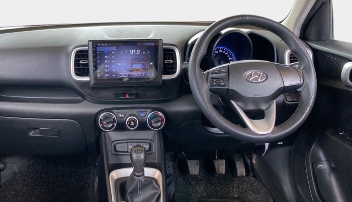2021 Hyundai VENUE S 1.2, Petrol, Manual, 27,288 km, Steering Wheel Close Up