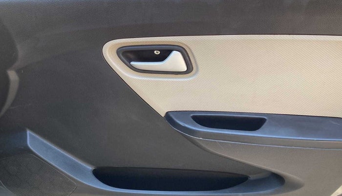 2021 Maruti Alto LXI CNG, CNG, Manual, 30,786 km, Driver Side Door Panels Control