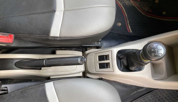 2021 Maruti Alto LXI CNG, CNG, Manual, 30,786 km, Gear Lever