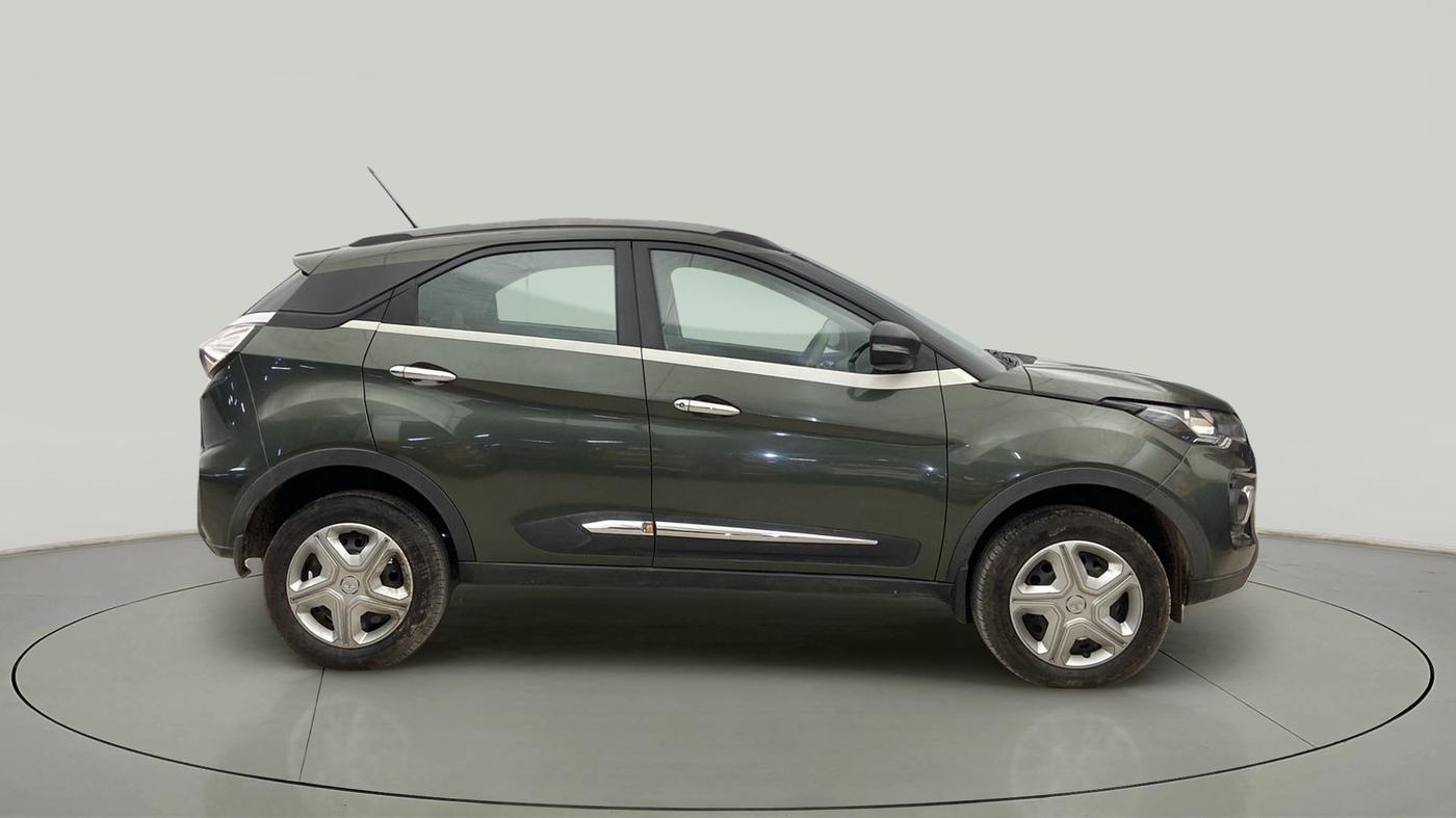 2022 Tata NEXON XMA PETROL, Petrol, Automatic, 3,671 km, Right Side View
