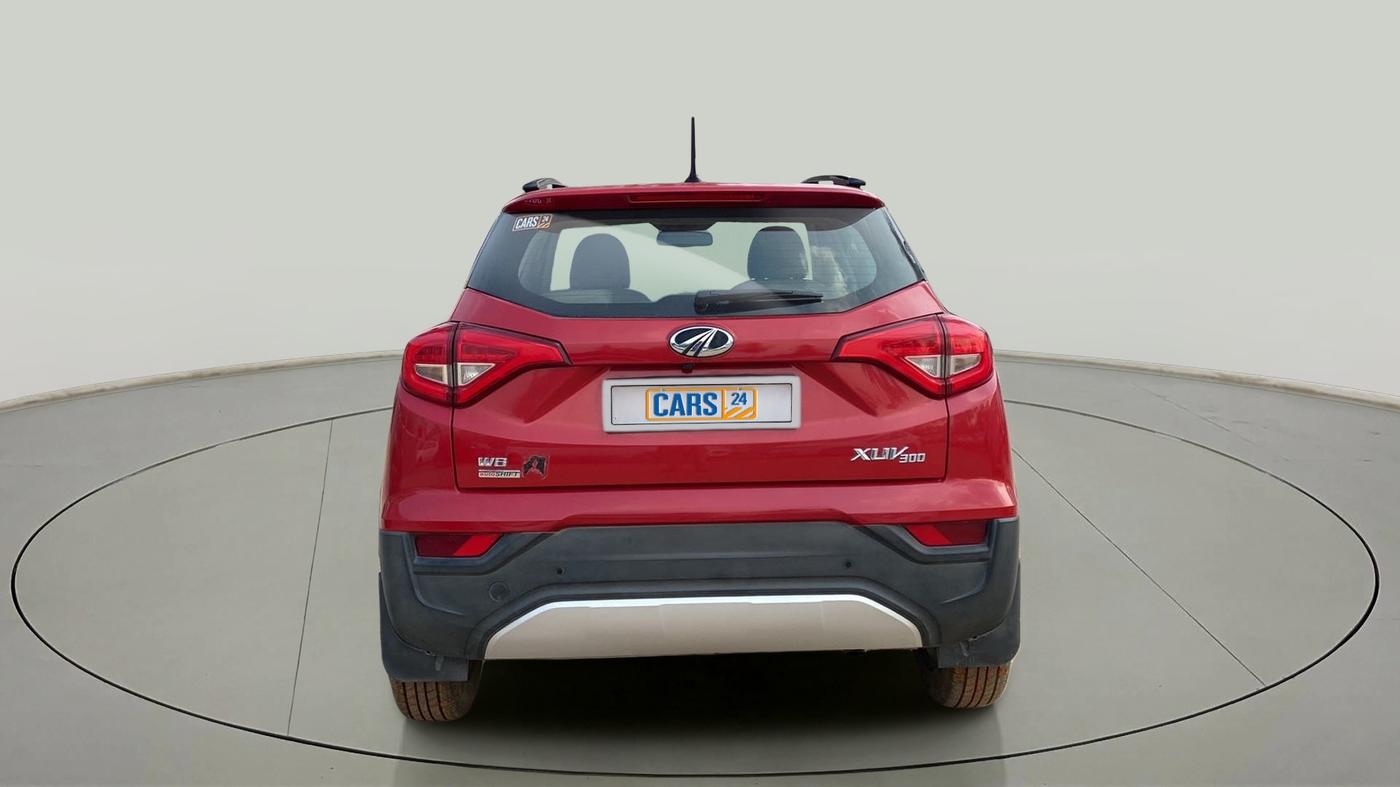 2022 Mahindra XUV300 W8 (O) 1.2 PETROL AMT, Petrol, Automatic, 11,911 km, Back/Rear