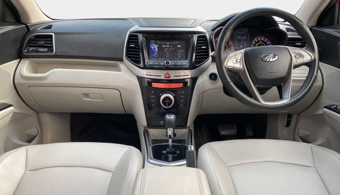 2022 Mahindra XUV300 W8 (O) 1.2 PETROL AMT, Petrol, Automatic, 11,911 km, Dashboard
