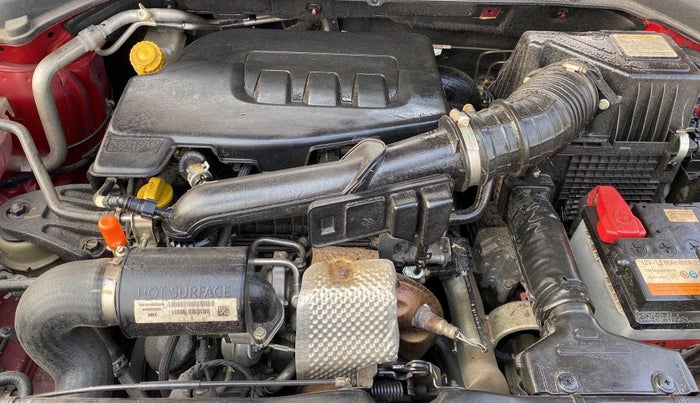 2022 Mahindra XUV300 W8 (O) 1.2 PETROL AMT, Petrol, Automatic, 11,911 km, Open Bonet