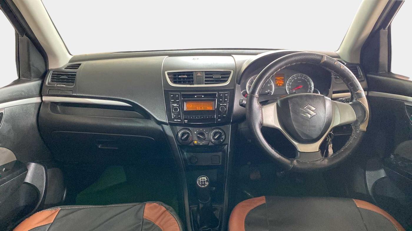 2017 Maruti Swift VDI, Diesel, Manual, 27,519 km, Dashboard