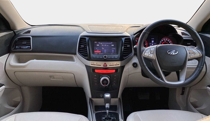 2022 Mahindra XUV300 W8 (O) 1.5 DIESEL AMT, Diesel, Automatic, 15,946 km, Dashboard