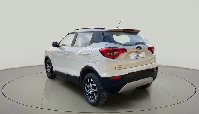 2022 Mahindra XUV300 W8 (O) 1.5 DIESEL AMT, Diesel, Automatic, 15,946 km, Left Back Diagonal