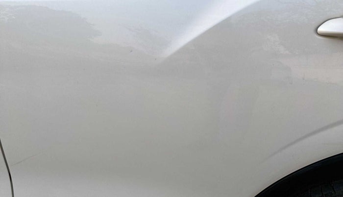 2022 Mahindra XUV300 W8 (O) 1.5 DIESEL AMT, Diesel, Automatic, 15,946 km, Rear left door - Minor scratches