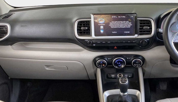 2022 Hyundai VENUE SX 1.2 PETROL, Petrol, Manual, 22,171 km, Air Conditioner