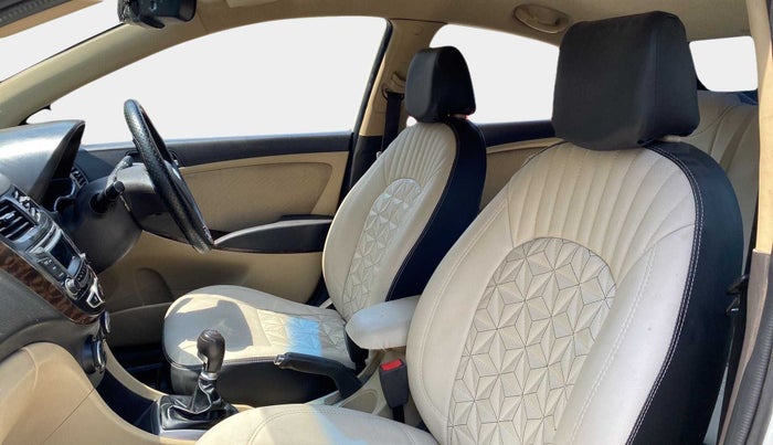 2015 Hyundai Verna FLUIDIC 1.6 CRDI S(O) 4S, Diesel, Manual, 95,116 km, Right Side Front Door Cabin