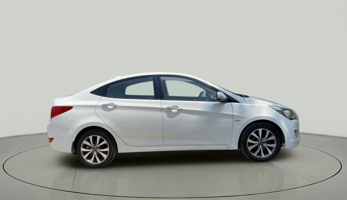 2015 Hyundai Verna FLUIDIC 1.6 CRDI S(O) 4S, Diesel, Manual, 95,116 km, Right Side View
