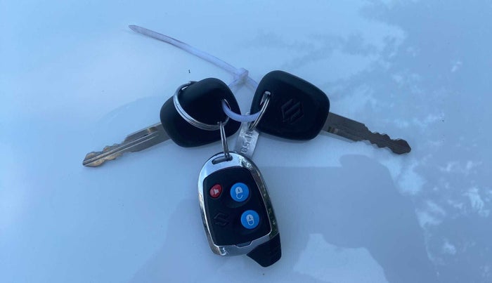 2023 Maruti Alto K10 VXI, Petrol, Manual, 3,618 km, Key Close Up